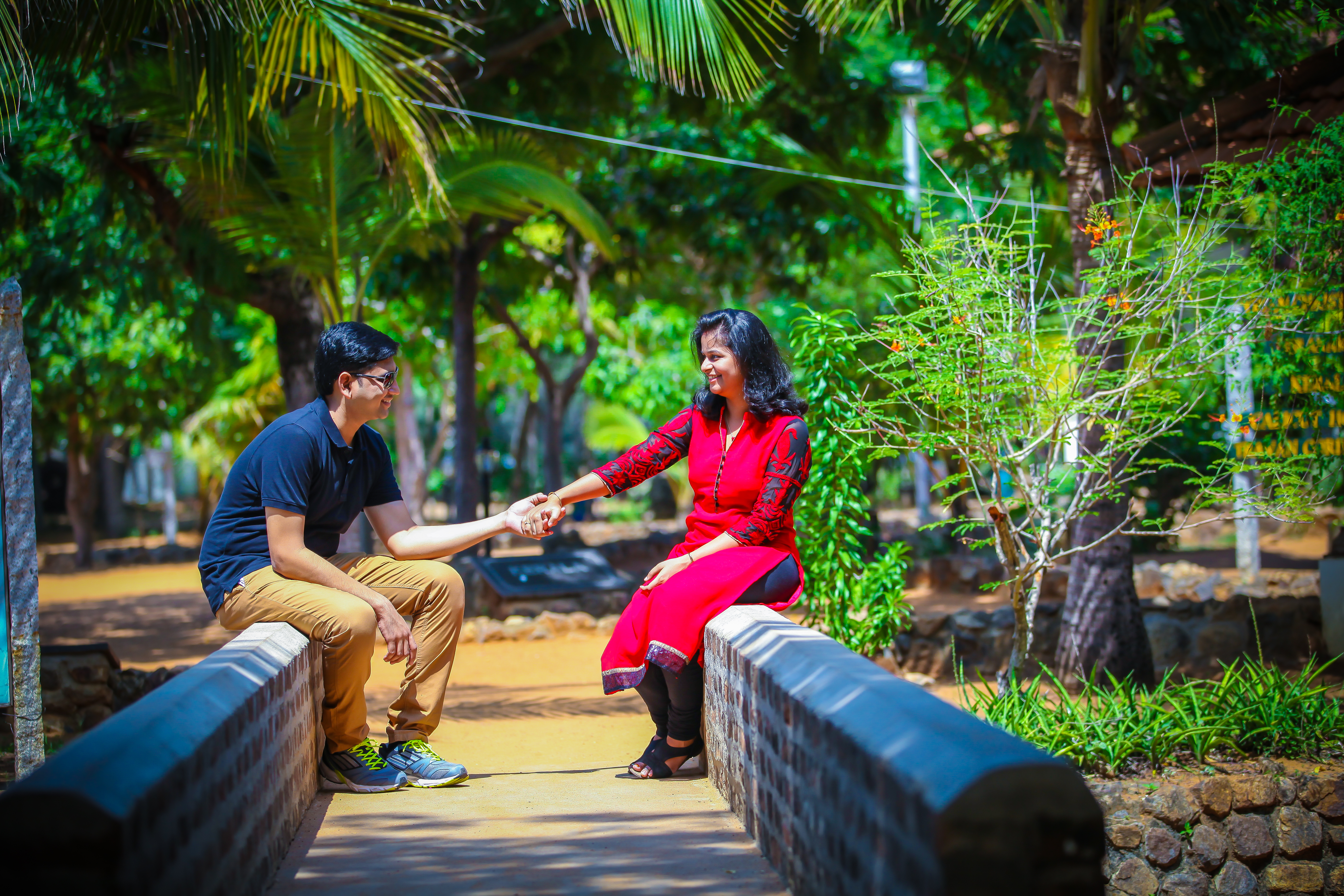 Park Outdoor Couple Shoot